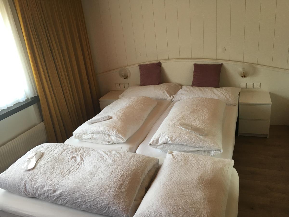 Hotel Garni Rosslipost 安特里堡 外观 照片