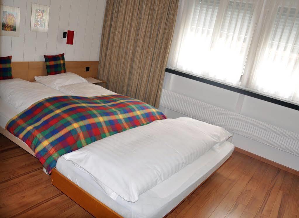 Hotel Garni Rosslipost 安特里堡 外观 照片